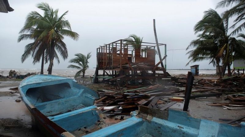 Разрушительный "Йота": В Центральной Америке бушует самый мощный ураган 2020 года